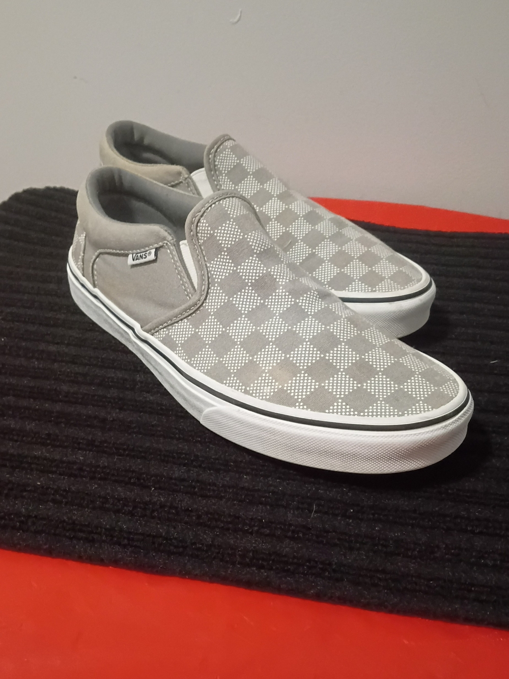 Vans Light Gray Canvas Slip-On Sneakers Men's Or Women's Sz 8.5